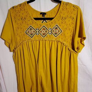 Hannah Women's Blouse with short sleeves  in Bohemian Style